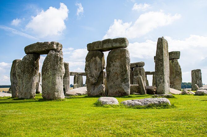 Stonehenge and Salisbury Cathedral Private Tour from Southampton - The Real-World Experience and Feedback