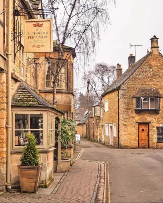 Stonehenge, Bath, Windsor, Cotswolds Villages - The Experience of Traveling in Style