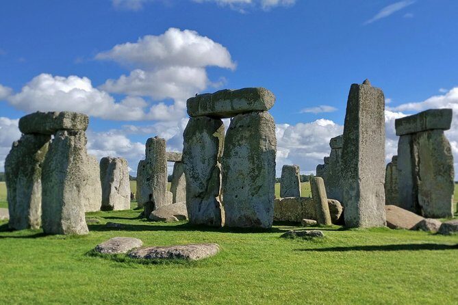 Stonehenge Half-Day luxury guided tour from Bath for 2-8 - What to Expect from the Tour