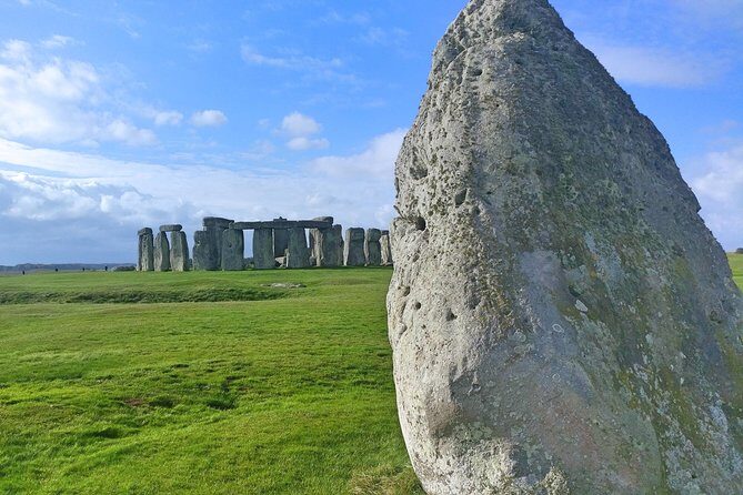 Stonehenge Half-Day luxury guided tour from Bath for 2-8 - The Value of This Tour