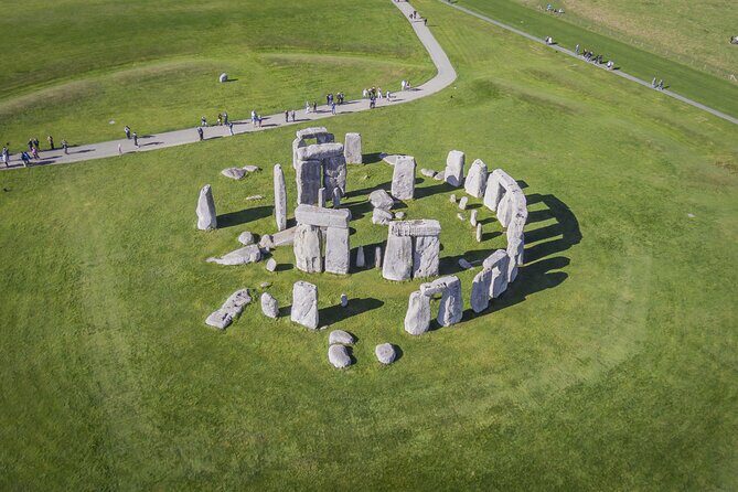 Stonehenge Inner Circle and Windsor Open Top Bus Tour - FAQs