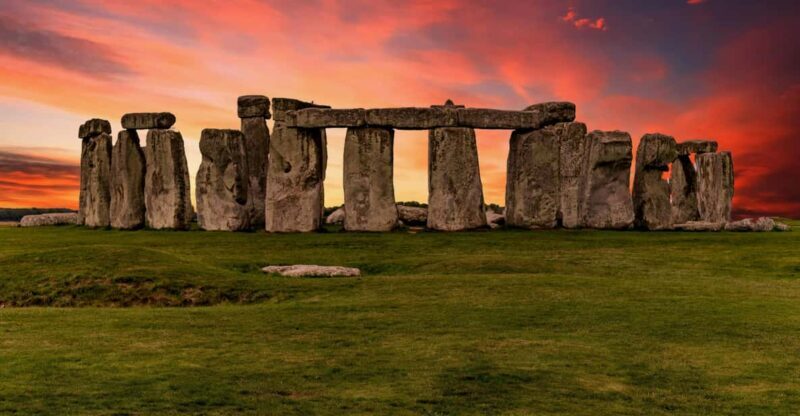 Stonehenge , Lacock , Roman Baths: Private Tour - Key Points