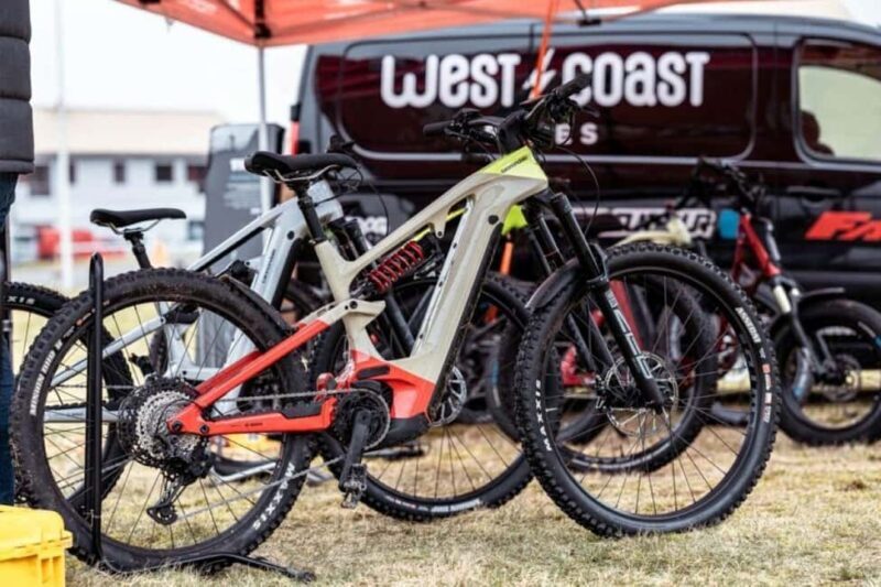 Stora Höga: Bike and E-Bike Rental Experience - Who Is This Tour Best For?