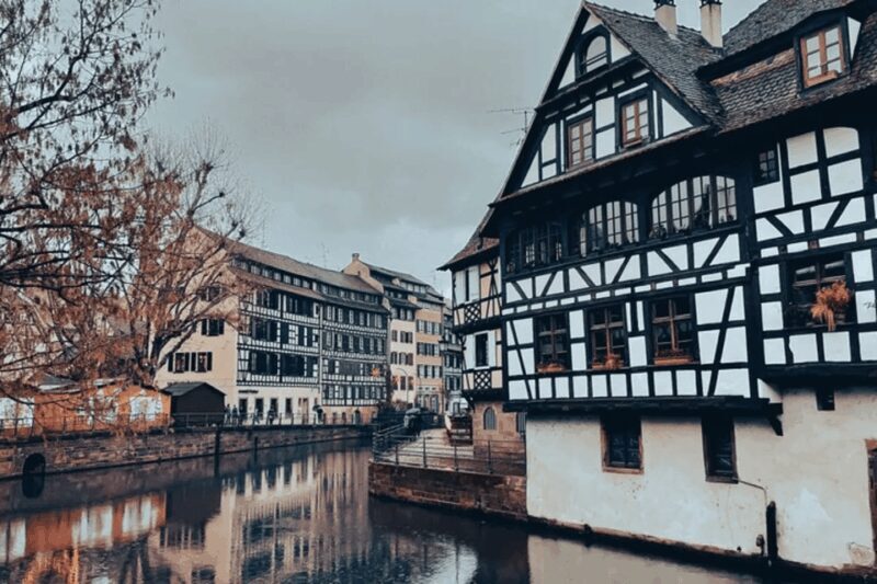 Strasbourg: Christmas Market and City 3 Hour Walking Tour - Who Should Consider This Tour?