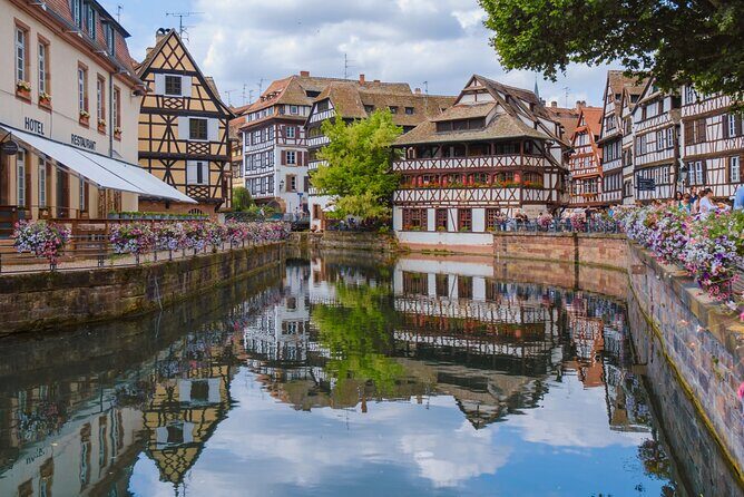 Strasbourg Scavenger Hunt and City Highlights Walking Tour - What Exactly Is This Tour?