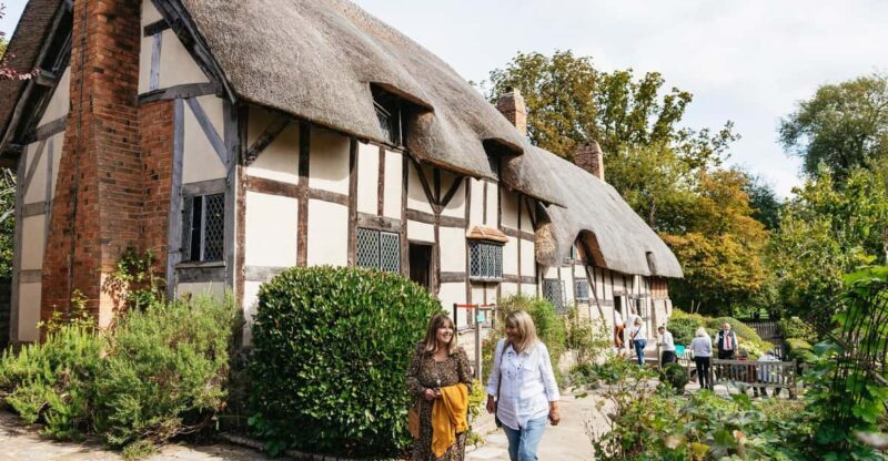 Stratford-upon-Avon: Anne Hathaway's Cottage Entry ticket - The Experience in Detail