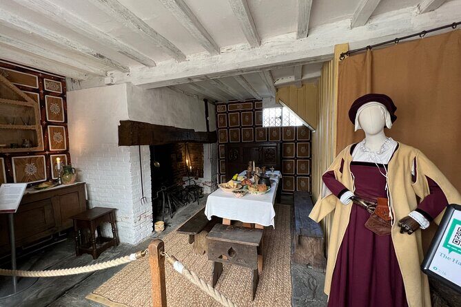 Stratford Upon Avon & Warwick Castle Private Tour - FAQ