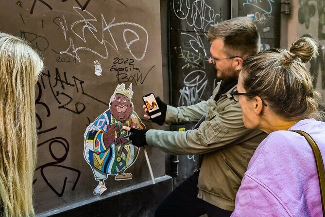 Street Art and Alternative Tour in Budapest - In-Depth Breakdown of the Tour Experience