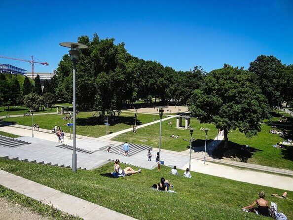 Street Art tour in Paris - Discover Paris murals ! - Key Points