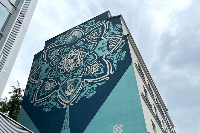Street Art tour of the most beautiful frescoes in Paris! - An Inside Look at the Paris Street Art Tour