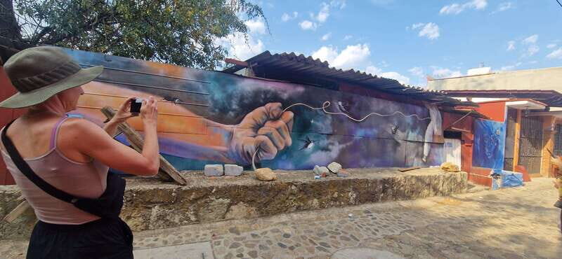 Street Art with an artist - Practical Details: What You Should Know