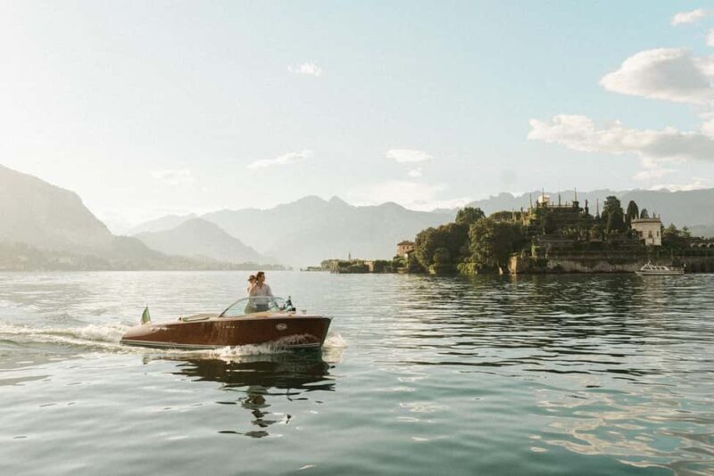 Stresa: Lake Maggiore Private Boat Tour with Picnic - The Views: Why This Tour Stands Out