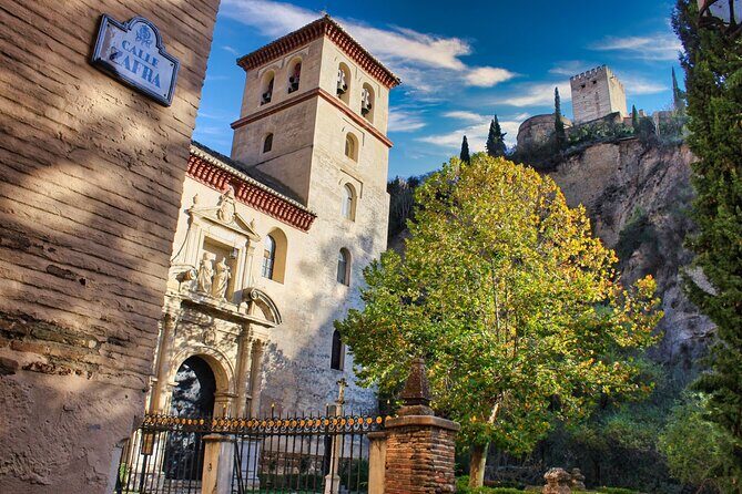 Stroll through Granada: historic center and Albayzín - Exploring Granada’s Historic Center and Albayzín
