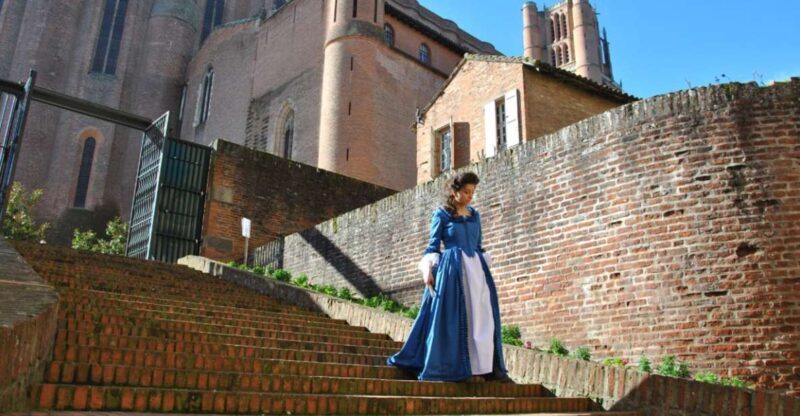 Stroll with Madame de Lapérouse in 18th-Century Albi - A Closer Look at the Experience