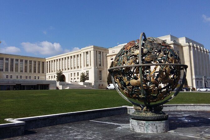 (STTG04) - Sightseeing Cruise at Geneva with Wine and Aperitif - The Highlights and Their Value