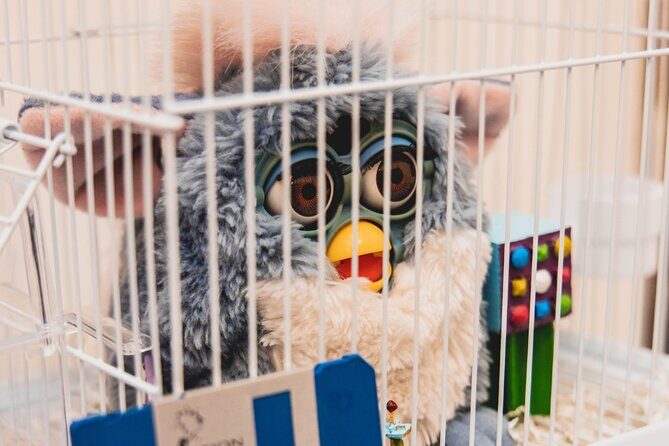 Stuck in the 90s A Nostalgic Music Experience - Key Points