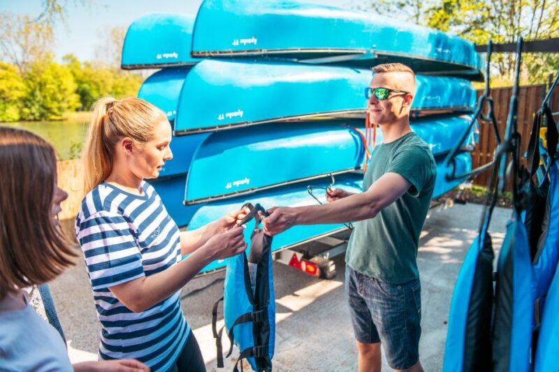 Stuttgart: Canadian Canoe Rental - FAQs