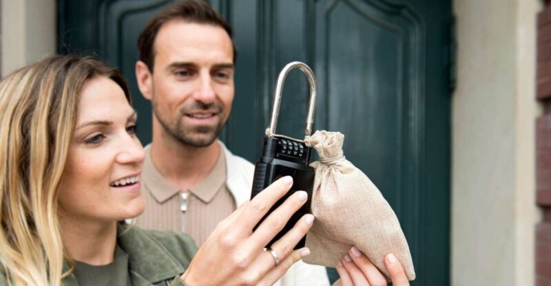 Stuttgart: Karlshöhe Crime Mystery Tour - A Deep Dive into the Experience