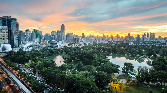 SUCCESSION Walking Tour of Uptown Manhattan Filming Locations - The Experience and Its Value