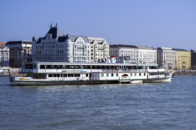 Summer Daytime Cruise on the Danube with Drink Options - The Sum Up