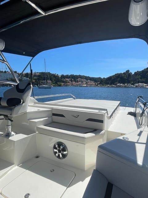 Sun, Sea& Speed: Private boat tour to Dubrovniks Blue Cave! - FAQ