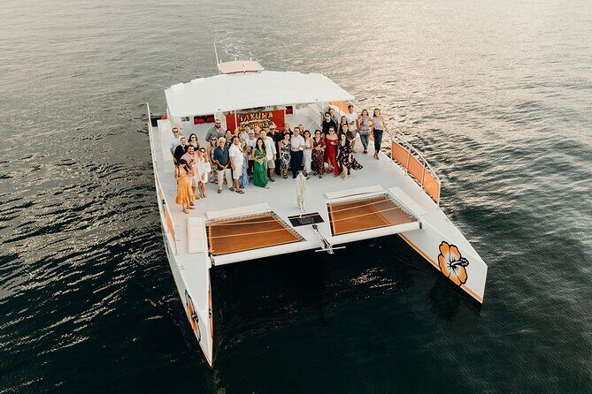 Sun & Sightseeing Hakuna Matata Catamaran Cruise in Palm Beach - FAQs