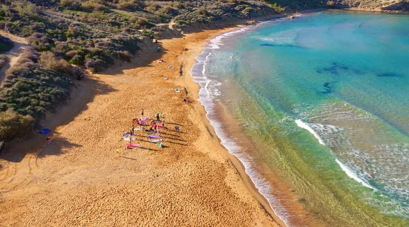 Sunday: Ghajn Tuffieha (Riviera) Beach Yoga Class - The Vibe and Atmosphere
