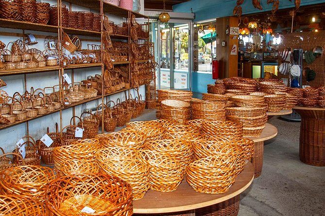 Sunday Market and Gardens Tour - FAQ