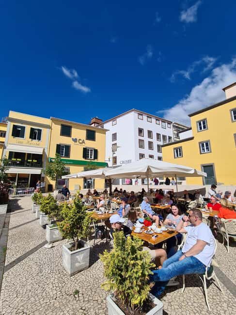 Sunday Stroll in Funchal: Bites and Delights - What’s the Experience Like?