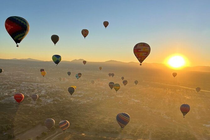 Sunrise Balloon Flight over Teotihuacan and Breakfast in Cueva - FAQs