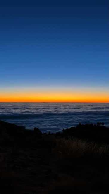 Sunrise by Madeira Surreal + Levada dos Balcões Walk - The Magic of Watching Sunrise at Pico do Arieiro