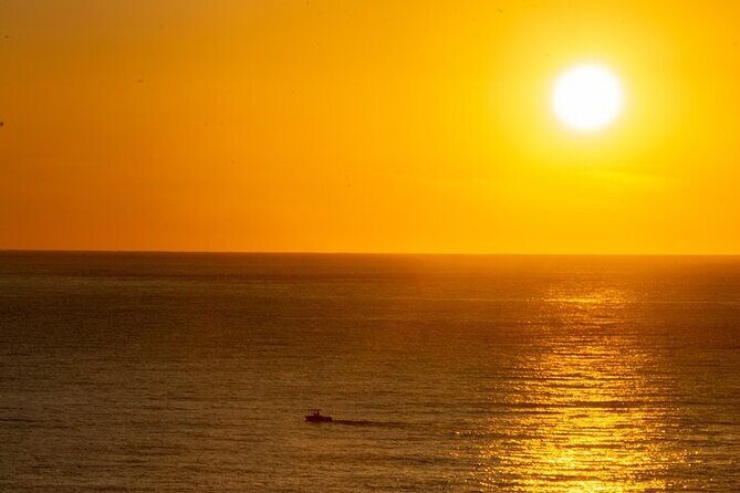 Sunrise EN the Ocean - An In-Depth Look at the Sunrise EN the Ocean Tour