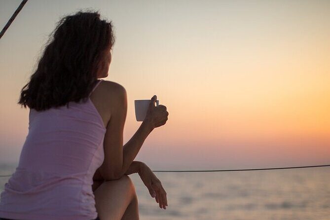 Sunrise EN the Ocean - FAQs