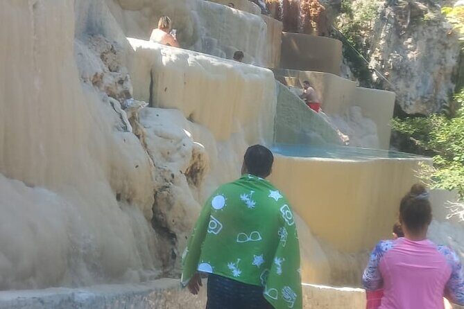 Sunrise in Tolantongo Grottoes with pick-up from your hotel - Who Should Consider This Tour?