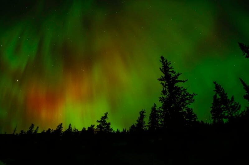 Sunrise or Sunset/Stargazing Tour at Moraine Lake from Banff - FAQ