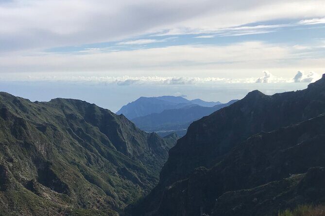 Sunrise Pico do Areeiro to Stairway to Heaven (Private) - A Closer Look at the Tour Experience