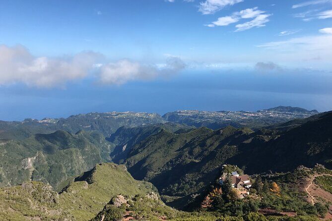 Sunrise Pico do Areeiro to Stairway to Heaven (Private) - The Quality of the Views and the Peacefulness