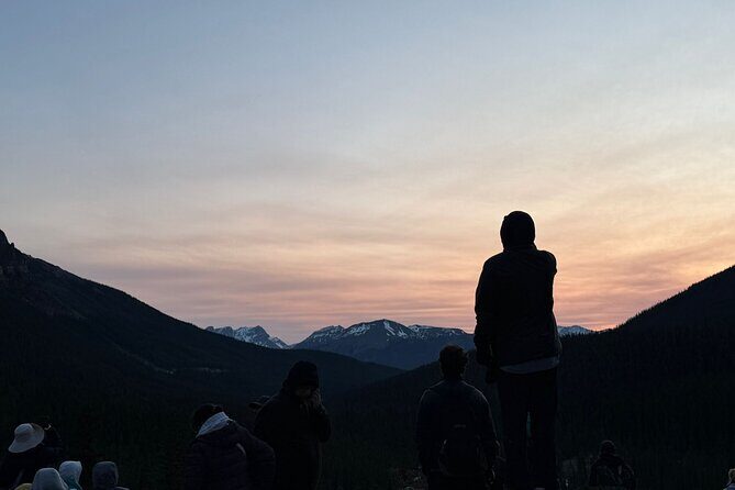 Sunrise Tour Moraine Lake Lake Louise from Canmore/Banff - Starting the Day with Sunrise at Moraine Lake