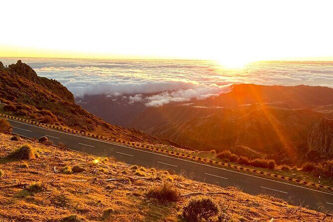 Sunrise Transfer To Pico Do Arieiro, Hike To Pico Ruivo & Return From Teixeira - The Bottom Line