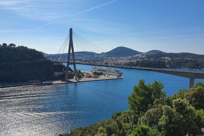 Sunset and Wine / Dubrovnik Sunset Tour and Premium Wine Tasting - Authentic Experiences and Authentic Guides