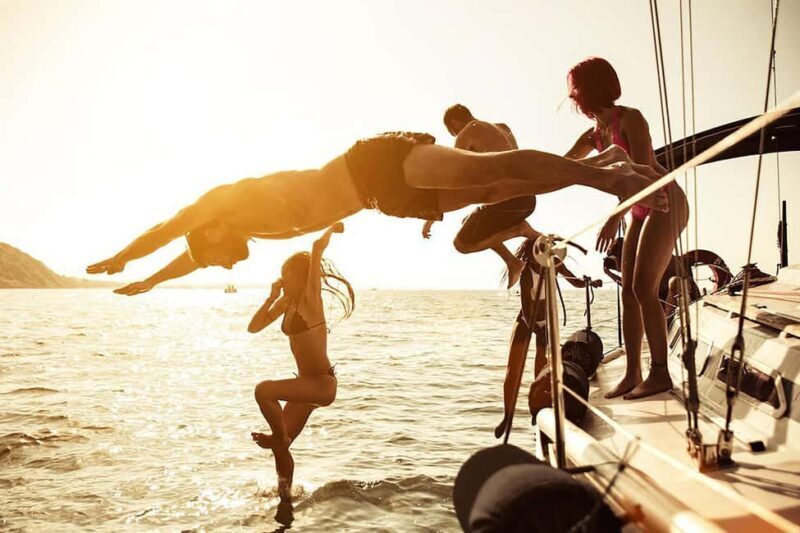 SUNSET - aperitif on a sailing boat - The Real Experience: What It Feels Like