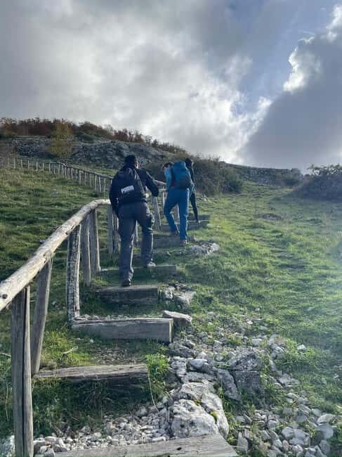 Sunset at the top: Monte Navegna Sunset Hike with Guide - A Deep Dive into the Monte Navegna Sunset Hike