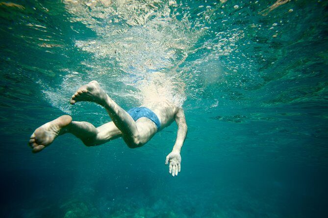 Sunset Boat Tour to Cinque Terre with aperitif on board - Key Points