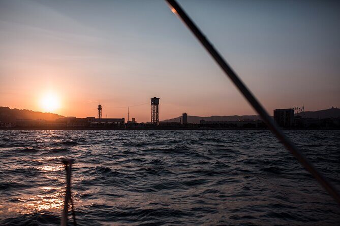 Sunset boat trip with open bar of cava (local champagne) - FAQs