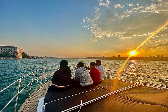 Sunset Bosphorus Yacht Tour in Istanbul - The Scenic Stops and Views