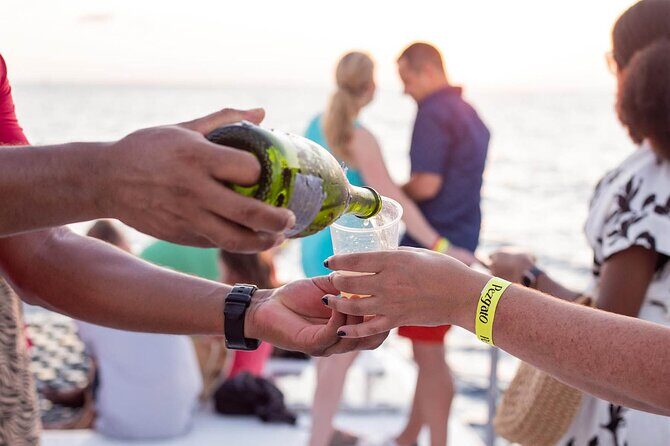 Sunset Cruise in Los Cabos with Jazz and Wine - The Food, Drinks, and Overall Value