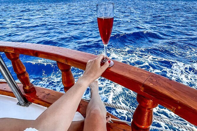 Sunset Cruise in Rhodes with unlimited drinks & snacks - Who Will Love This Cruise?