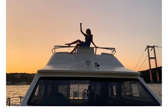 Sunset Cruise on Luxury Yacht in Istanbul Bosphorus - Who Should Consider This Tour?