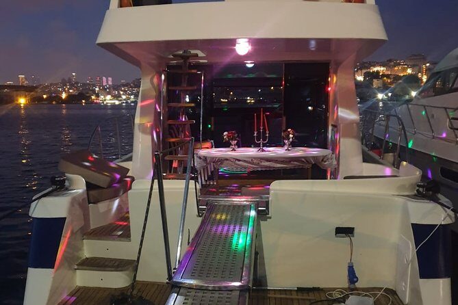 Sunset Cruise on Luxury Yacht in Istanbul Bosphorus - FAQs