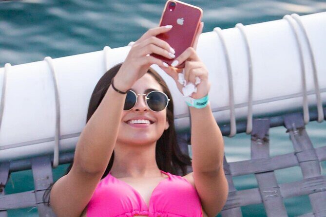 Sunset Cruise with Dinner and Open Bar - Who Should Consider This Tour?